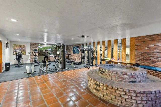 1517 E Garfield 53, Glendale, CA 91205