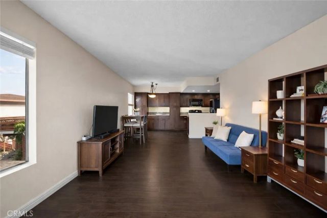 1517 E Garfield 53, Glendale, CA 91205