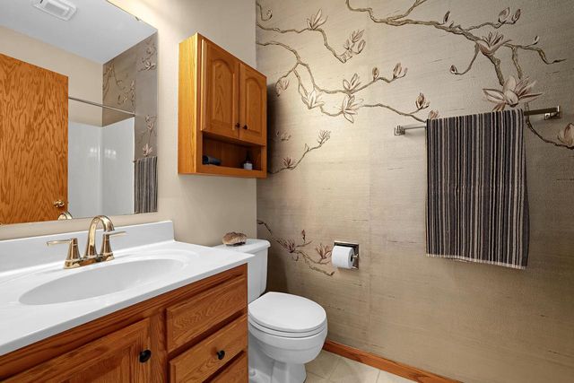 1907 Evenson DRIVE, Onalaska, WI 54650