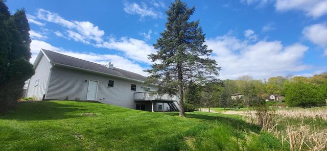 1907 Evenson DRIVE, Onalaska, WI 54650