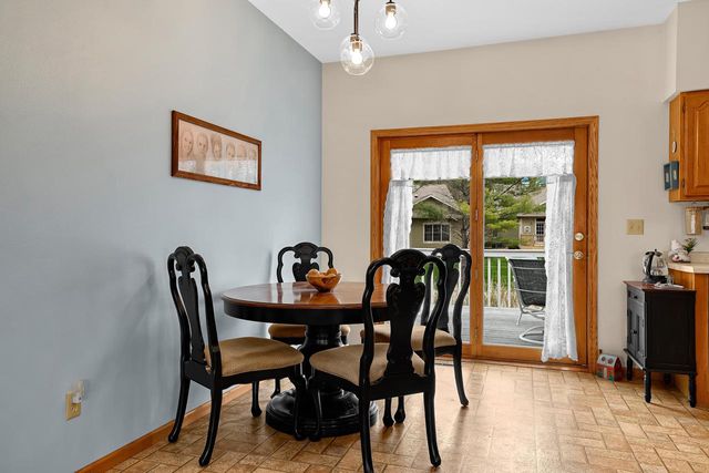 1907 Evenson DRIVE, Onalaska, WI 54650