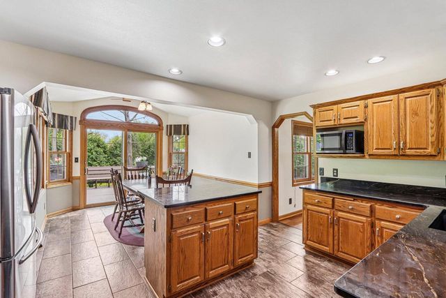 N53W15415 Balsam DRIVE, Menomonee Falls, WI 53051