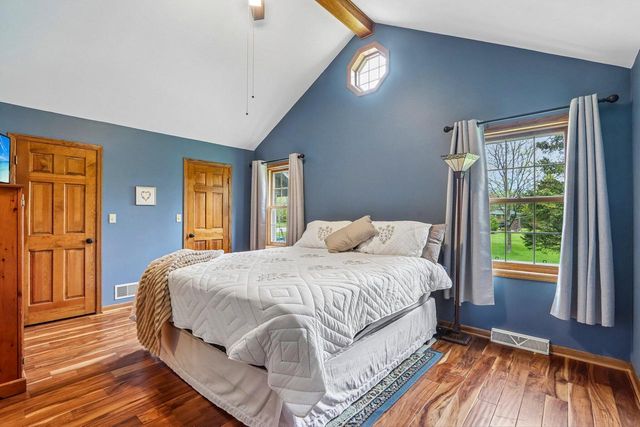 N53W15415 Balsam DRIVE, Menomonee Falls, WI 53051