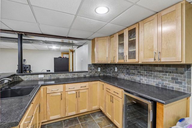 N53W15415 Balsam DRIVE, Menomonee Falls, WI 53051