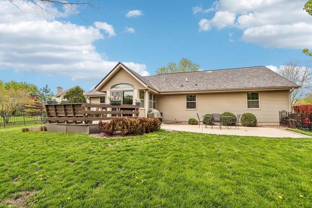 N53W15415 Balsam DRIVE, Menomonee Falls, WI 53051
