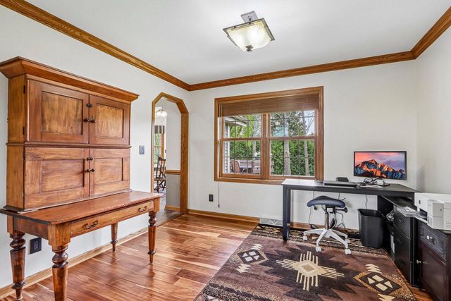 N53W15415 Balsam DRIVE, Menomonee Falls, WI 53051