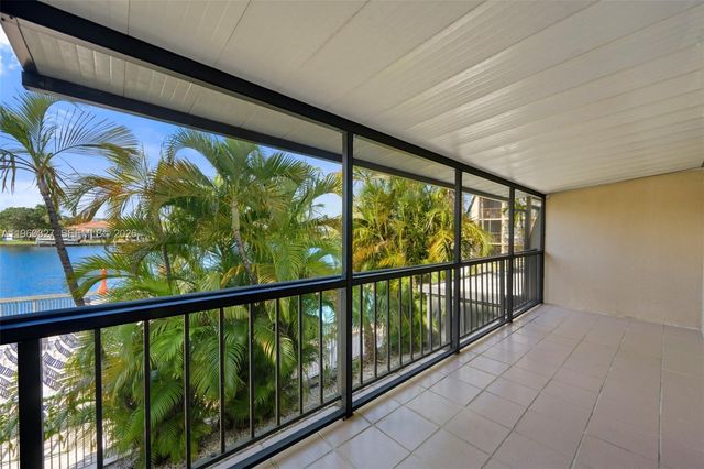 1951 Atlantic Shores Blvd 23, Hallandale Beach, FL 33009