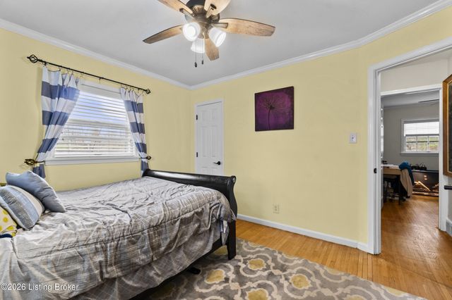 3140 Hunsinger Ln, Louisville, KY 40220