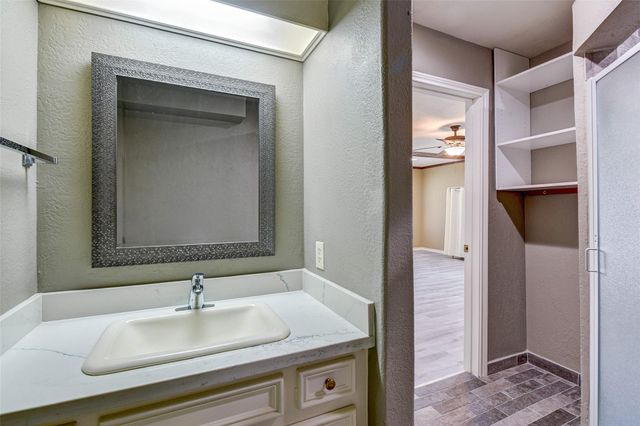 15606 Dawnbrook Drive, Houston, TX 77068