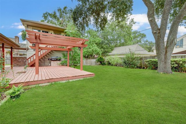 15606 Dawnbrook Drive, Houston, TX 77068