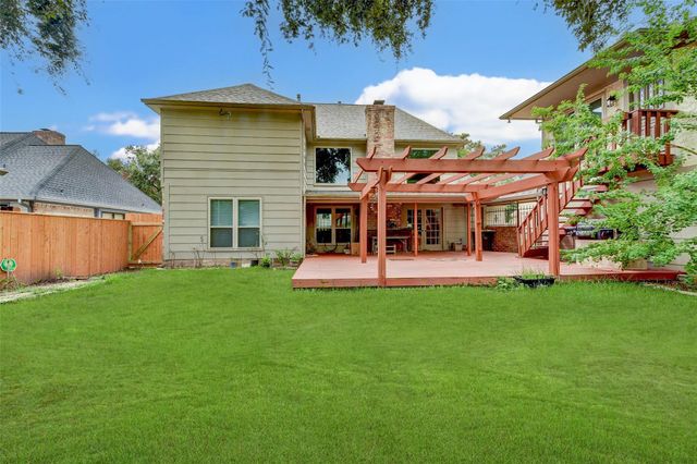 15606 Dawnbrook Drive, Houston, TX 77068
