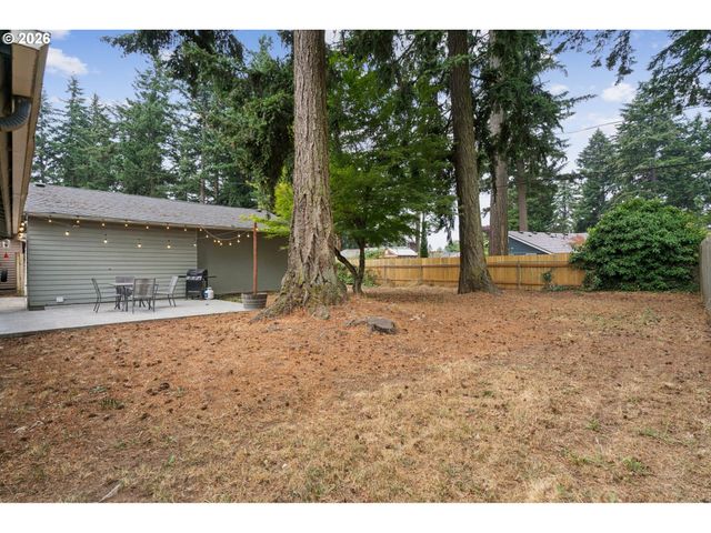 609 Se 137TH Ave, Portland, OR 97233