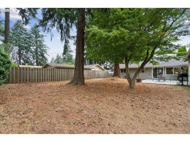609 Se 137TH Ave, Portland, OR 97233