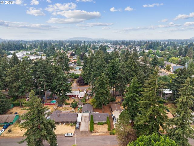 609 Se 137TH Ave, Portland, OR 97233