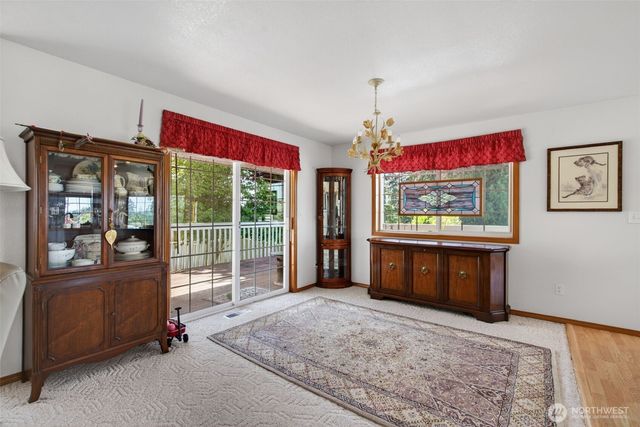 128 Jackson View Drive, Chehalis, WA 98532