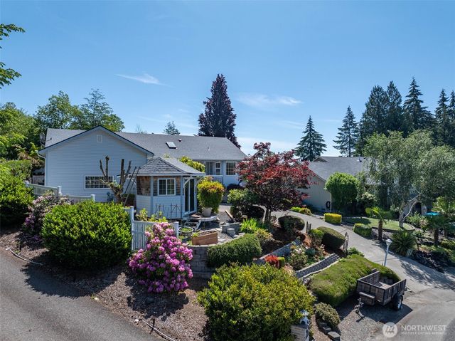 128 Jackson View Drive, Chehalis, WA 98532