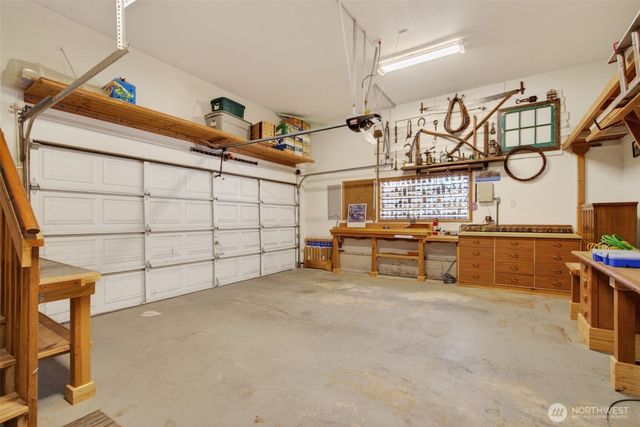 128 Jackson View Drive, Chehalis, WA 98532
