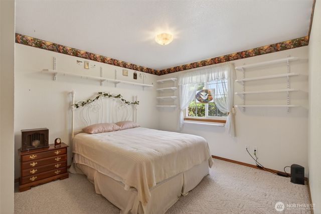 128 Jackson View Drive, Chehalis, WA 98532