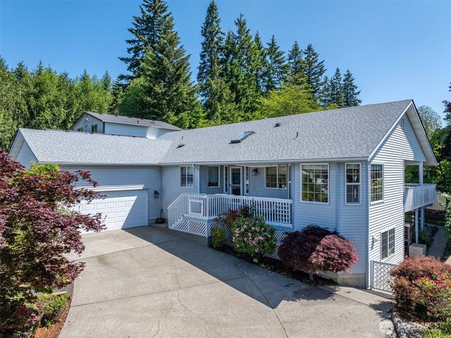128 Jackson View Drive, Chehalis, WA 98532