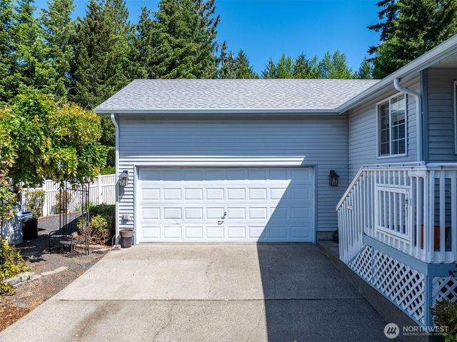 128 Jackson View Drive, Chehalis, WA 98532