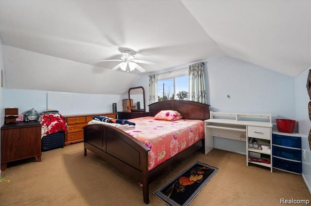 2144 Woodruff Avenue, Warren, MI 48091