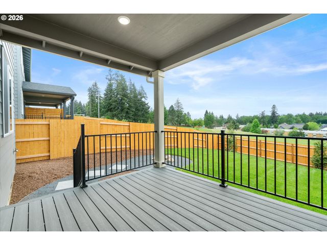 16001 Barlow Trail Ln, Oregon City, OR 97045