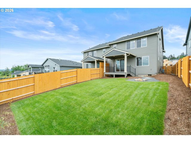 16001 Barlow Trail Ln, Oregon City, OR 97045