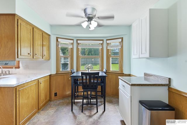 12073 Westover Road, Omaha, NE 68154