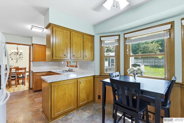 12073 Westover Road, Omaha, NE 68154