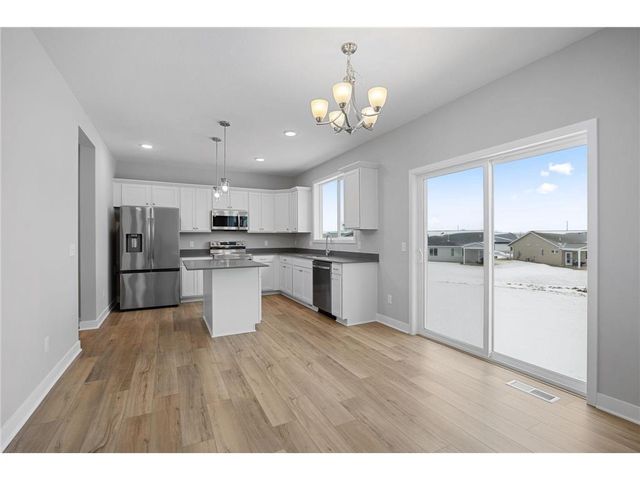 1337 Orchid Way, New Richmond, WI 54017
