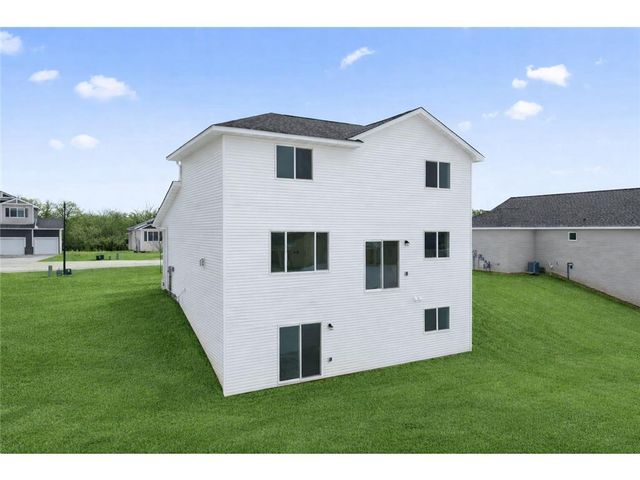 1337 Orchid Way, New Richmond, WI 54017