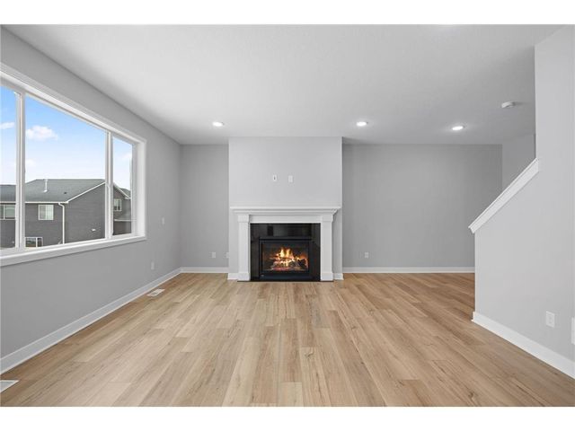 1337 Orchid Way, New Richmond, WI 54017