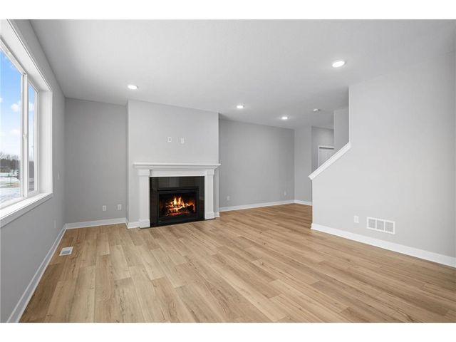 1337 Orchid Way, New Richmond, WI 54017