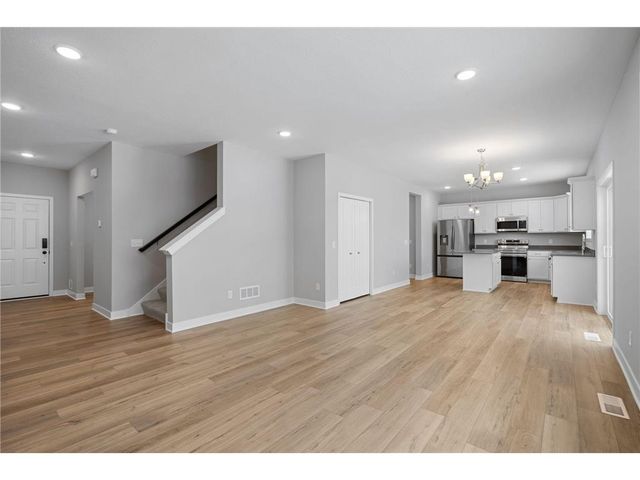 1337 Orchid Way, New Richmond, WI 54017