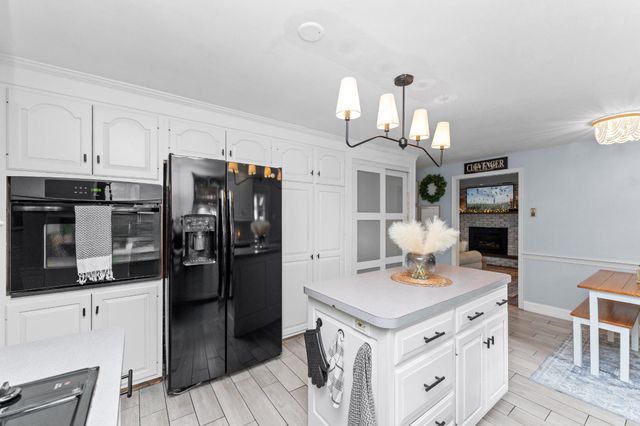 155 MILLER RD, Barto, PA 19504