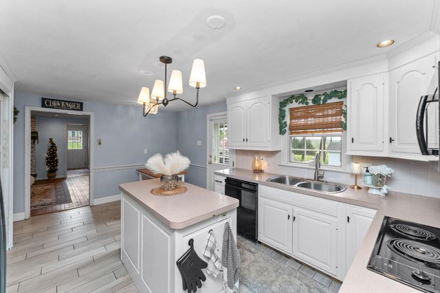 155 MILLER RD, Barto, PA 19504