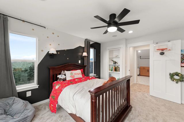 39XX W Wild Rose Rd, Deer Park, WA 99006