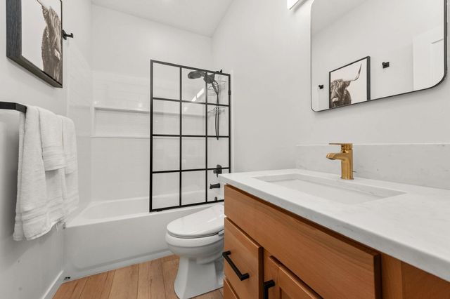 39XX W Wild Rose Rd, Deer Park, WA 99006