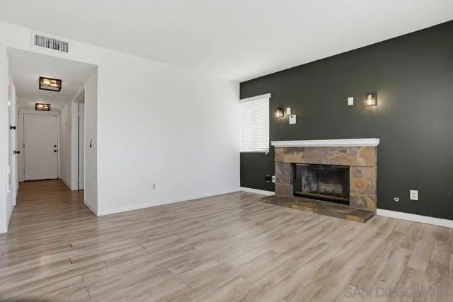 39991 Falcon Way, Murrieta, CA 92562