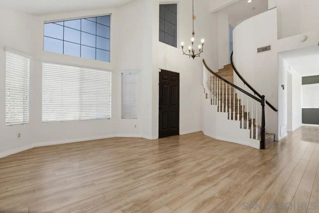 39991 Falcon Way, Murrieta, CA 92562