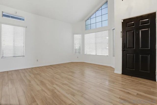 39991 Falcon Way, Murrieta, CA 92562