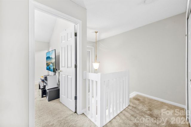 8144 Christmas Court, Charlotte, NC 28216