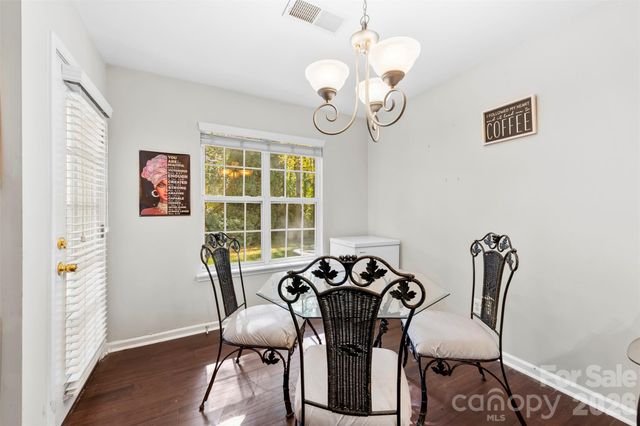 8144 Christmas Court, Charlotte, NC 28216