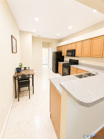 7363 Norwood Pond Pl, Midlothian, VA 23112
