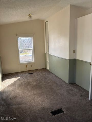 1931 Campground Road 69, Wellsville, OH 43968