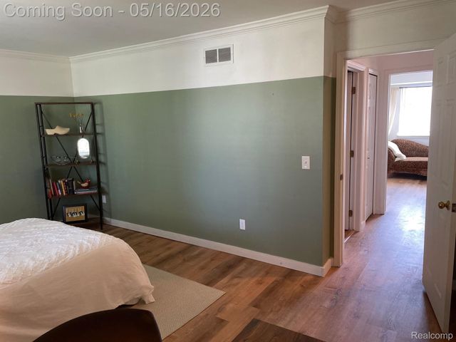 1813 Torquay Avenue 7, Royal Oak, MI 48073