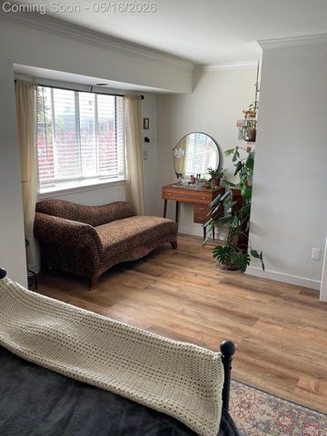 1813 Torquay Avenue 7, Royal Oak, MI 48073