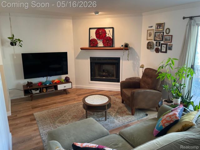 1813 Torquay Avenue 7, Royal Oak, MI 48073