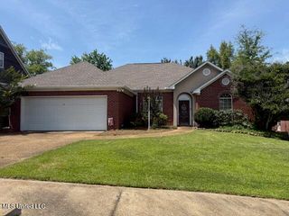 185 Apple Blossom Drive, Brandon, MS 39047