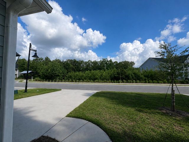 1013 Saltwater Circle, Johns Island, SC 29455
